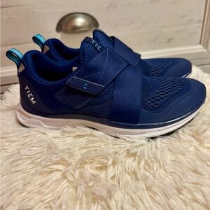 TEM Navy Women's Athletic Shoes